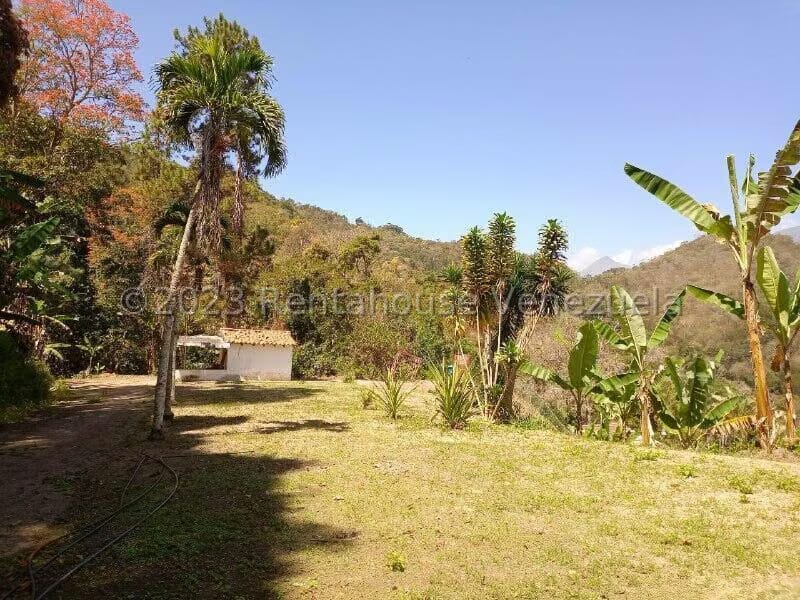 Terreno (Comercial) en Venta en Parque Caiza, Distrito Metropolitano - 20