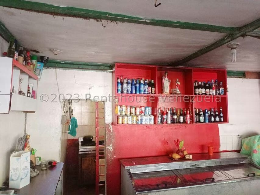 Terreno (Comercial) en Venta en Parque Caiza, Distrito Metropolitano - 33