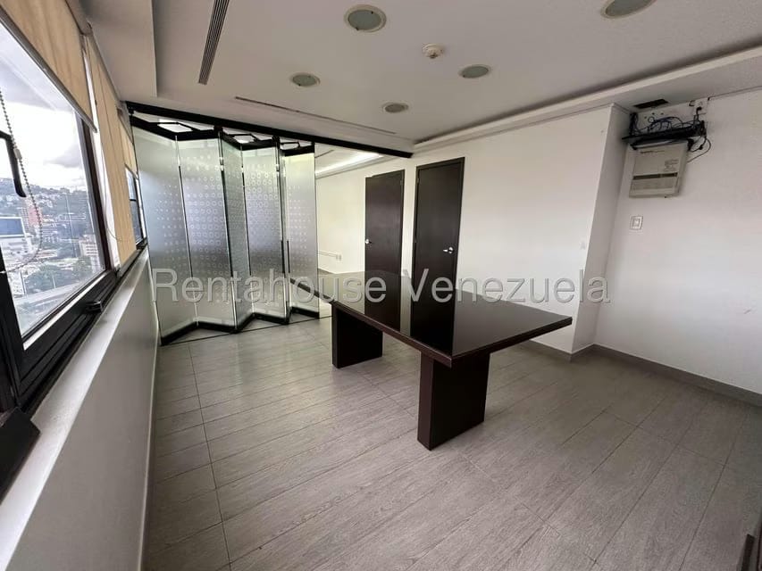 Comercial (Oficina) en Alquiler en Chuao, Distrito Metropolitano - 20