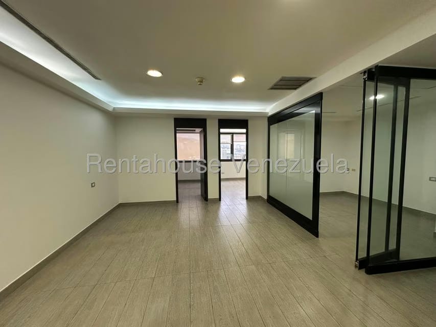 Comercial (Oficina) en Alquiler en Chuao, Distrito Metropolitano - 7