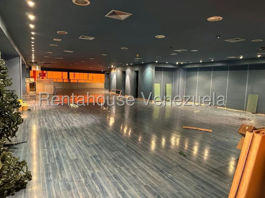Comercial (Local Comercial) en Venta en Avenida Bella Vista, Zulia - 11