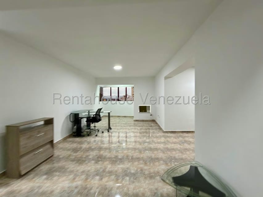 Apartamento (1 Nivel) en Venta en Zona Centro, Aragua - 14