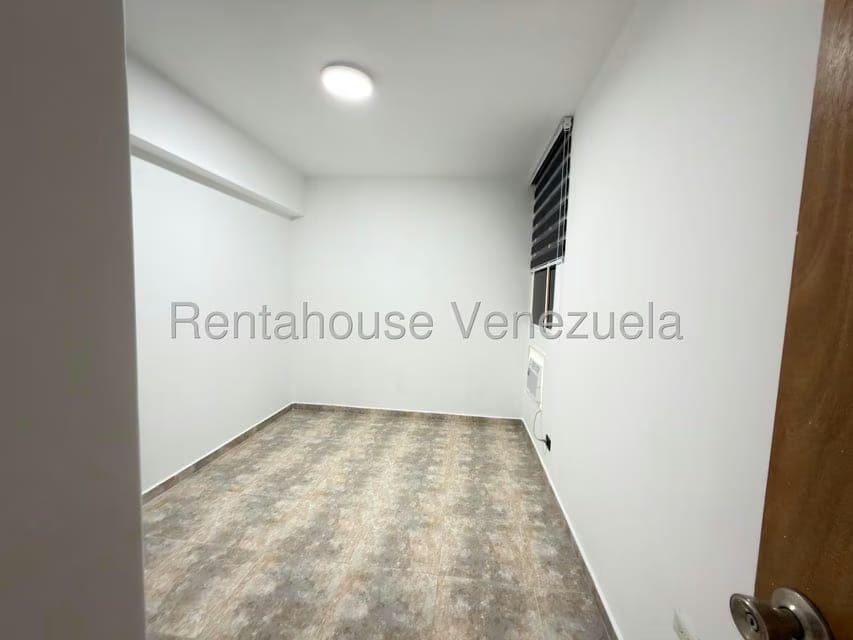 Apartamento (1 Nivel) en Venta en Zona Centro, Aragua - 27
