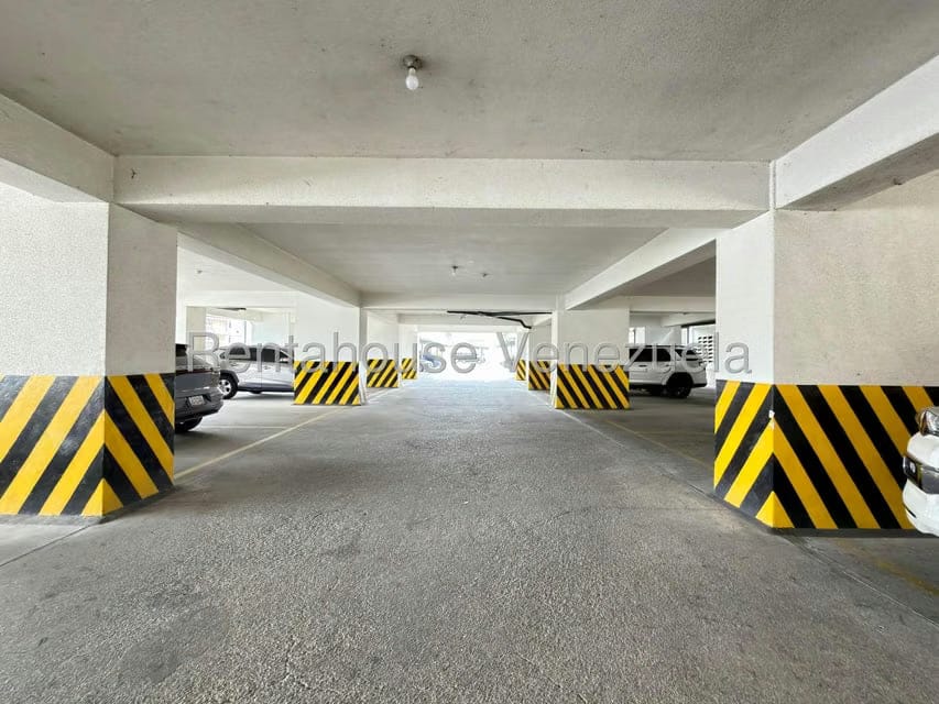 Apartamento (1 Nivel) en Venta en Zona Centro, Aragua - 39