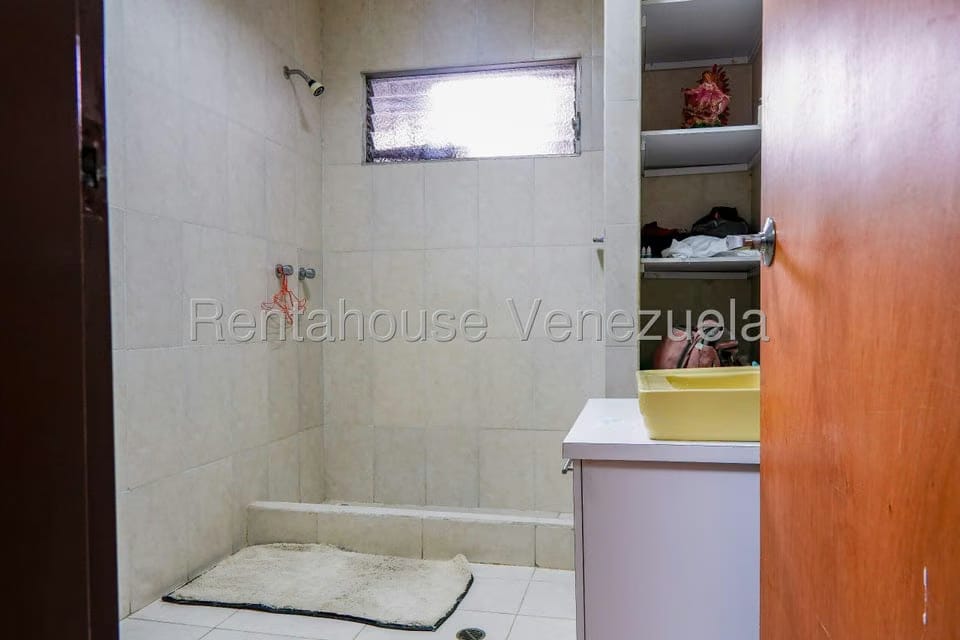 Negocios y Empresas (Entretenimiento) en Venta en La Florida, Distrito Metropolitano - 17