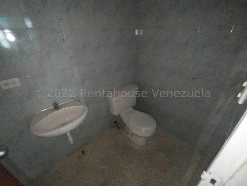 Comercial (Local Comercial) en Alquiler en Castillito, Carabobo - 12
