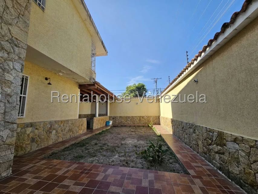 Casa (1 Nivel) en Venta en Andres Bello, Aragua - 36