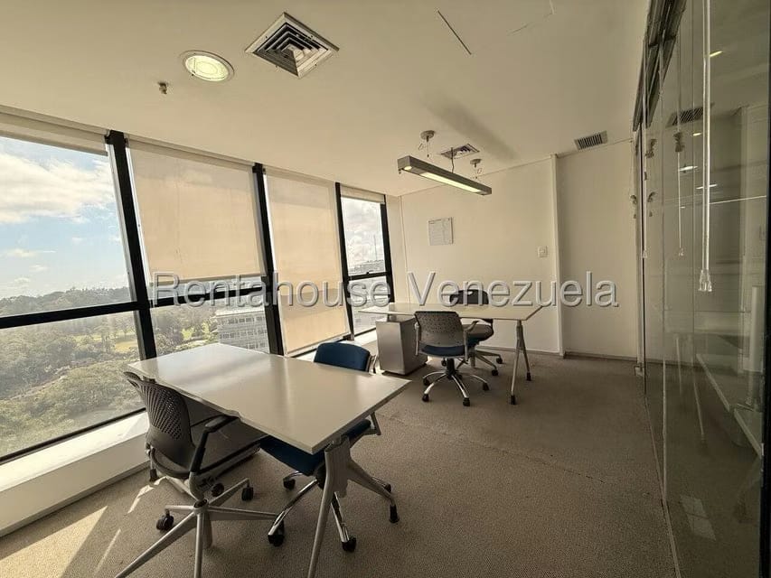 Comercial (Local Comercial) en Venta en La Lagunita Country Club, Distrito Metropolitano - 13