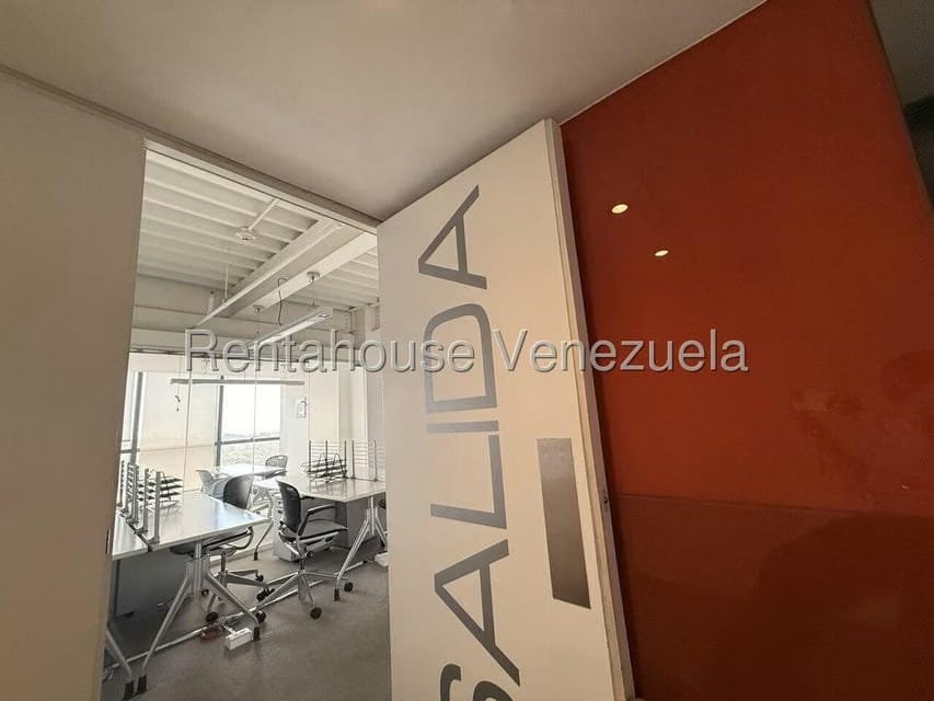 Comercial (Local Comercial) en Venta en La Lagunita Country Club, Distrito Metropolitano - 3