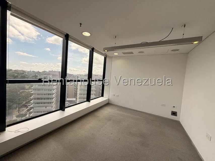 Comercial (Local Comercial) en Venta en La Lagunita Country Club, Distrito Metropolitano - 21