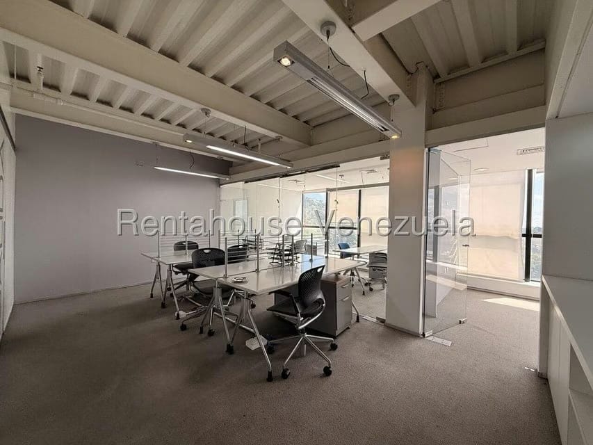 Comercial (Local Comercial) en Venta en La Lagunita Country Club, Distrito Metropolitano - 4