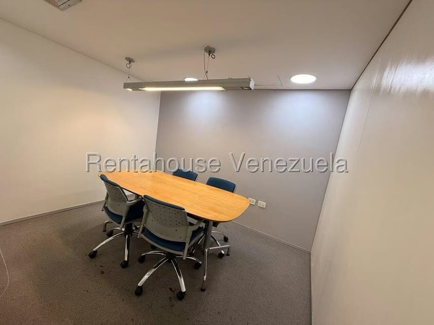 Comercial (Local Comercial) en Venta en La Lagunita Country Club, Distrito Metropolitano - 6