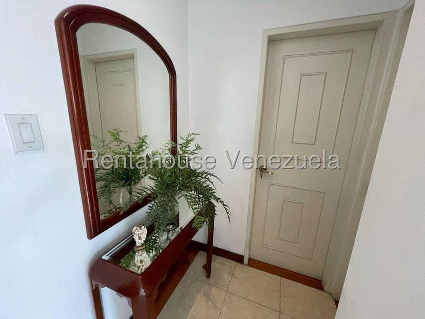 Casa (Multipes Niveles) en Venta en El Marques, Distrito Metropolitano - 30