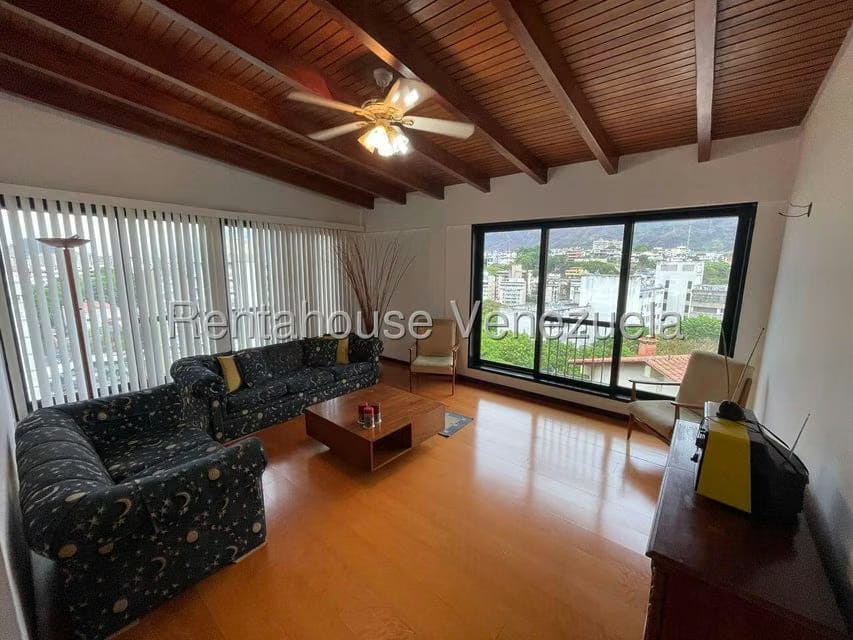 Casa (Multipes Niveles) en Venta en El Marques, Distrito Metropolitano - 36