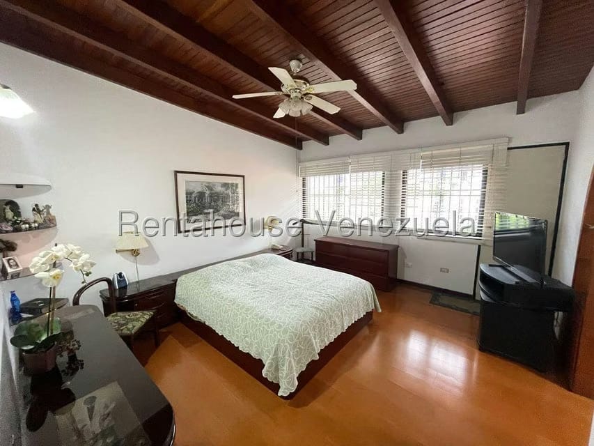 Casa (Multipes Niveles) en Venta en El Marques, Distrito Metropolitano - 38