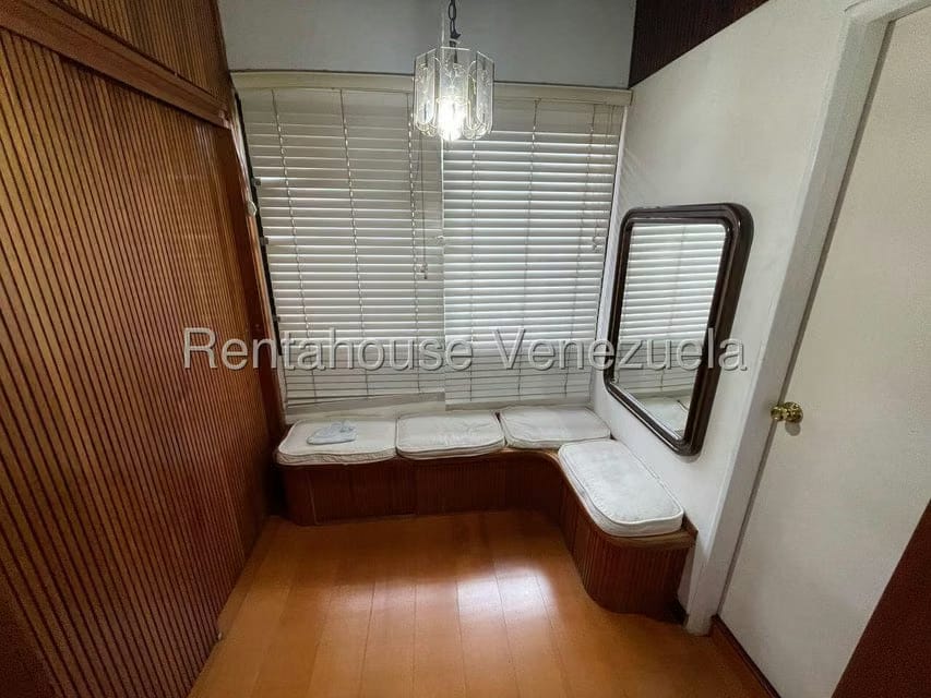 Casa (Multipes Niveles) en Venta en El Marques, Distrito Metropolitano - 43