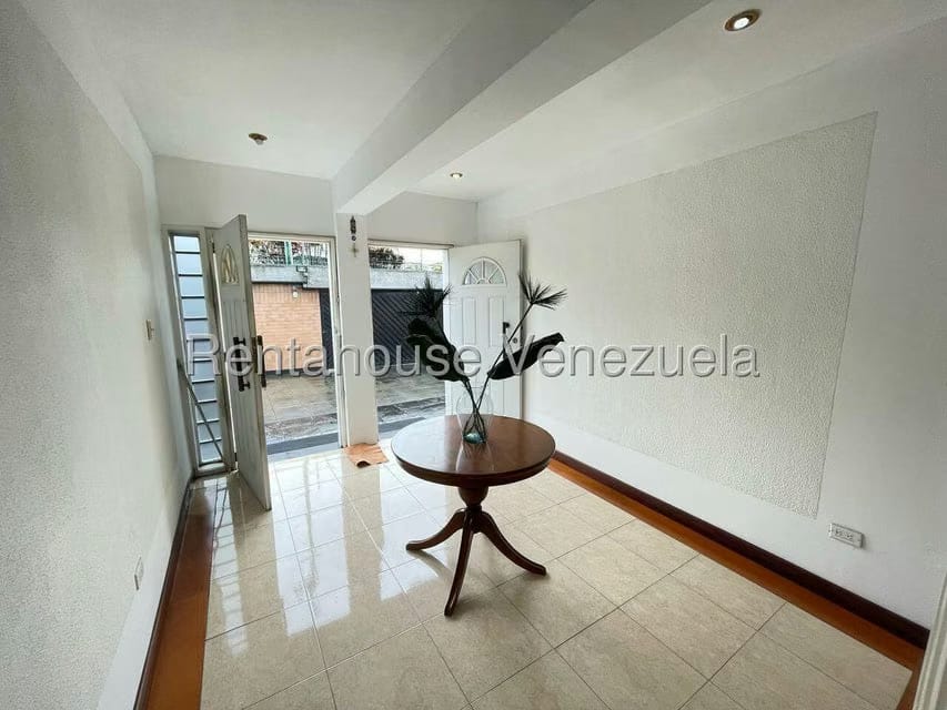 Casa (Multipes Niveles) en Venta en El Marques, Distrito Metropolitano - 9