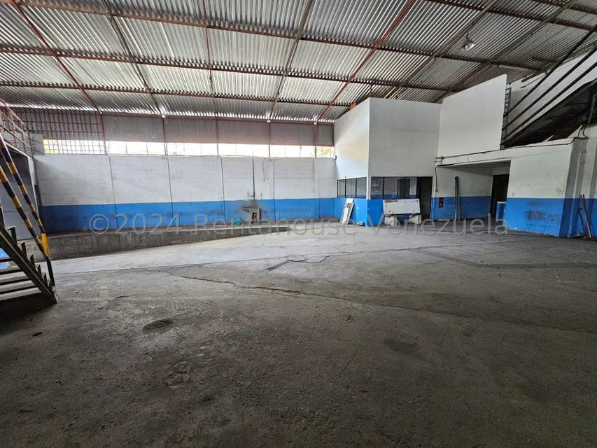 Comercial (Galpon - Deposito) en Venta en La California Norte, Distrito Metropolitano - 11