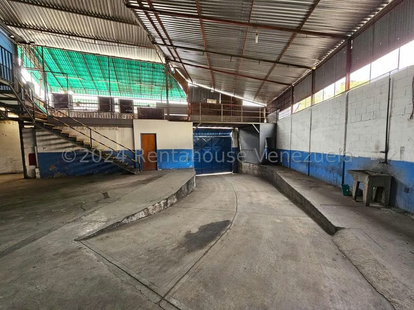 Comercial (Galpon - Deposito) en Venta en La California Norte, Distrito Metropolitano - 12
