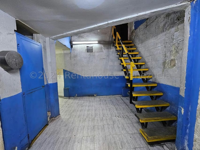 Comercial (Galpon - Deposito) en Venta en La California Norte, Distrito Metropolitano - 14