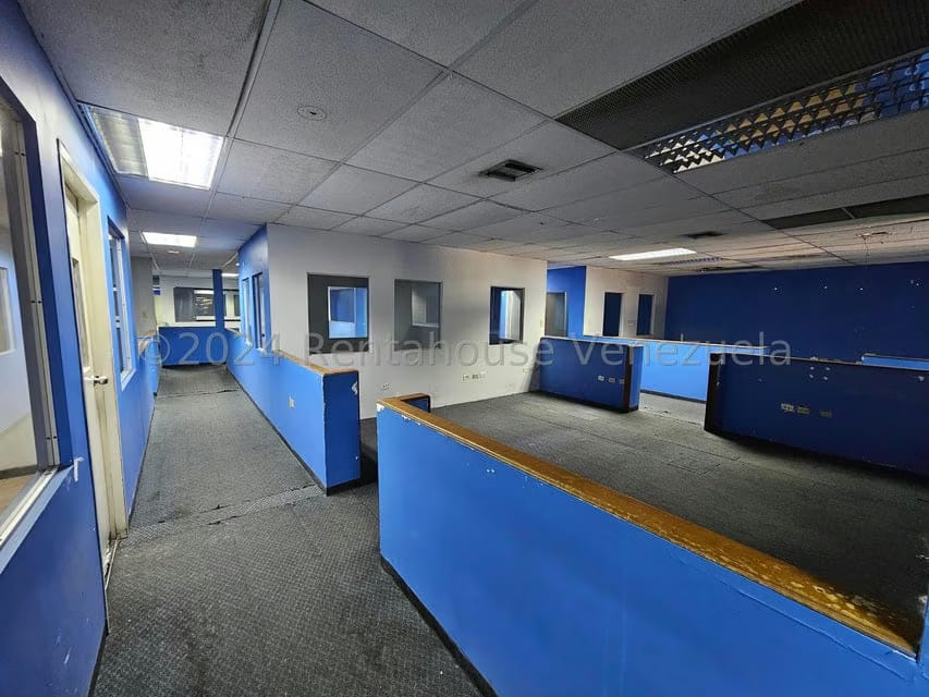 Comercial (Galpon - Deposito) en Venta en La California Norte, Distrito Metropolitano - 18