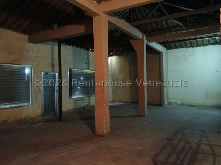 Comercial (Local Comercial) en Venta en Santa Lucia, Zulia - 22