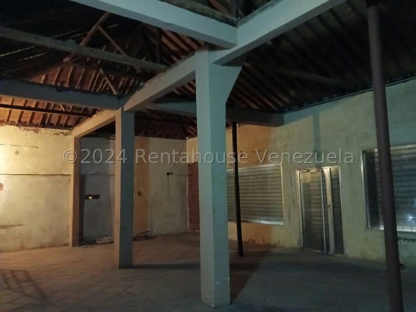 Comercial (Local Comercial) en Venta en Santa Lucia, Zulia - 23