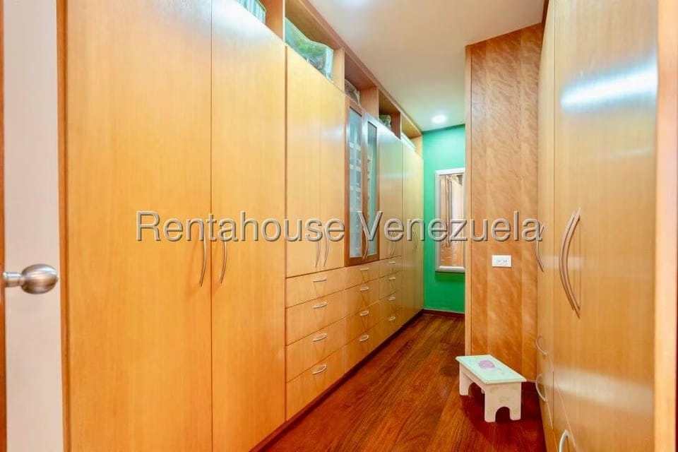 Apartamento (1 Nivel) en Venta en Alto Hatillo, Distrito Metropolitano - 32