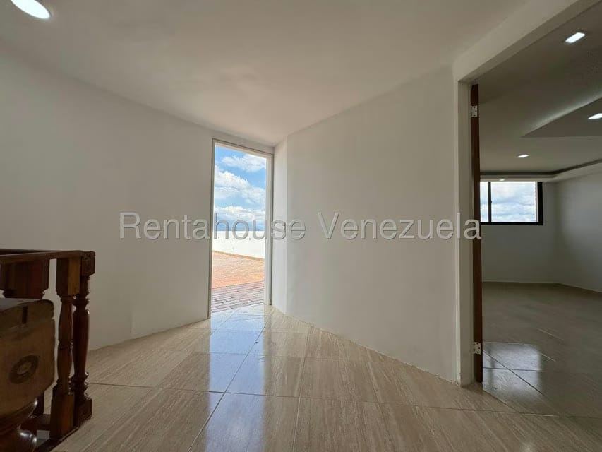 Apartamento (Penthouse) en Venta en Valle Arriba, Distrito Metropolitano - 108