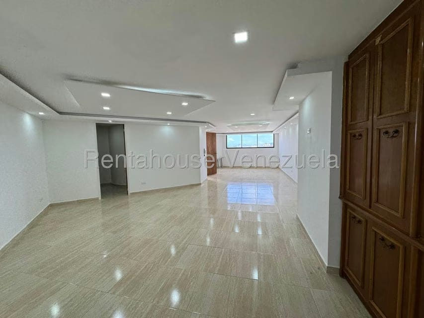 Apartamento (Penthouse) en Venta en Valle Arriba, Distrito Metropolitano - 119