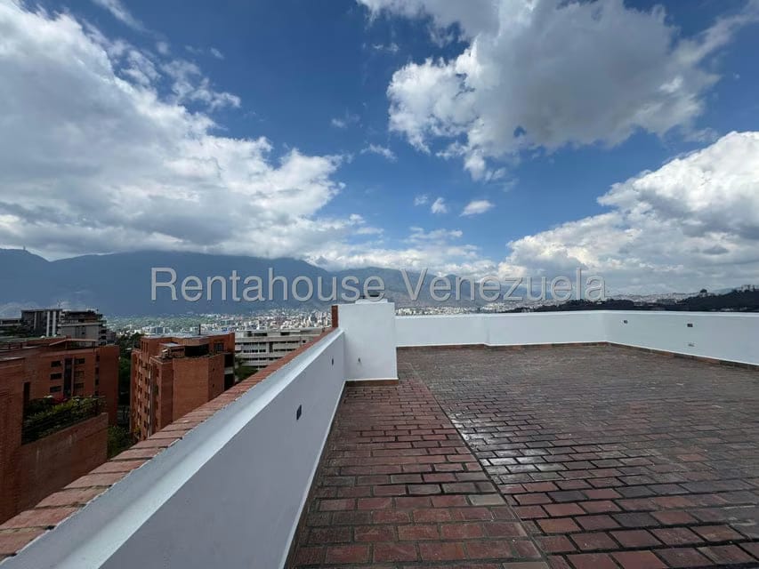 Apartamento (Penthouse) en Venta en Valle Arriba, Distrito Metropolitano - 127