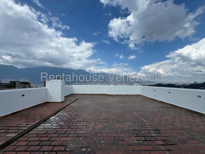 Apartamento (Penthouse) en Venta en Valle Arriba, Distrito Metropolitano - 128