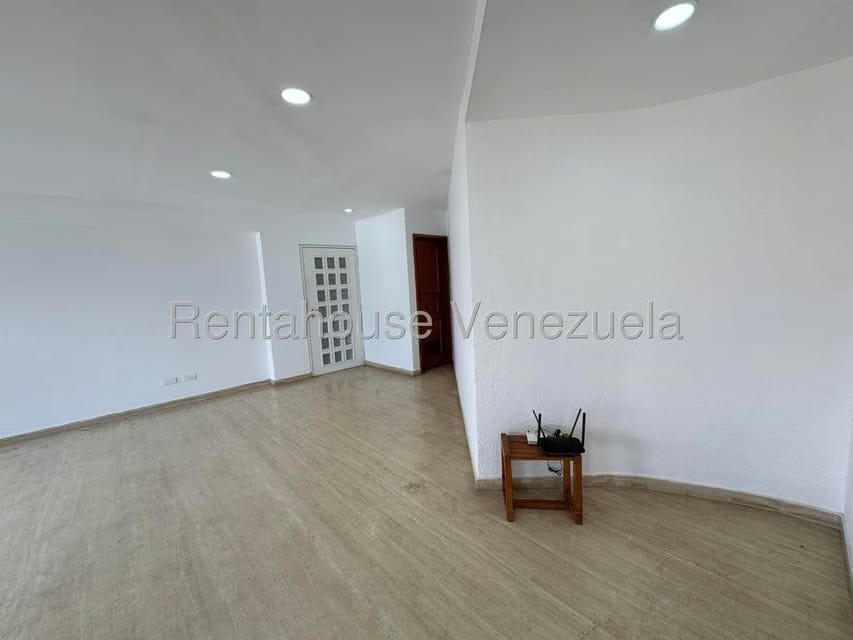 Apartamento (Penthouse) en Venta en Valle Arriba, Distrito Metropolitano - 17