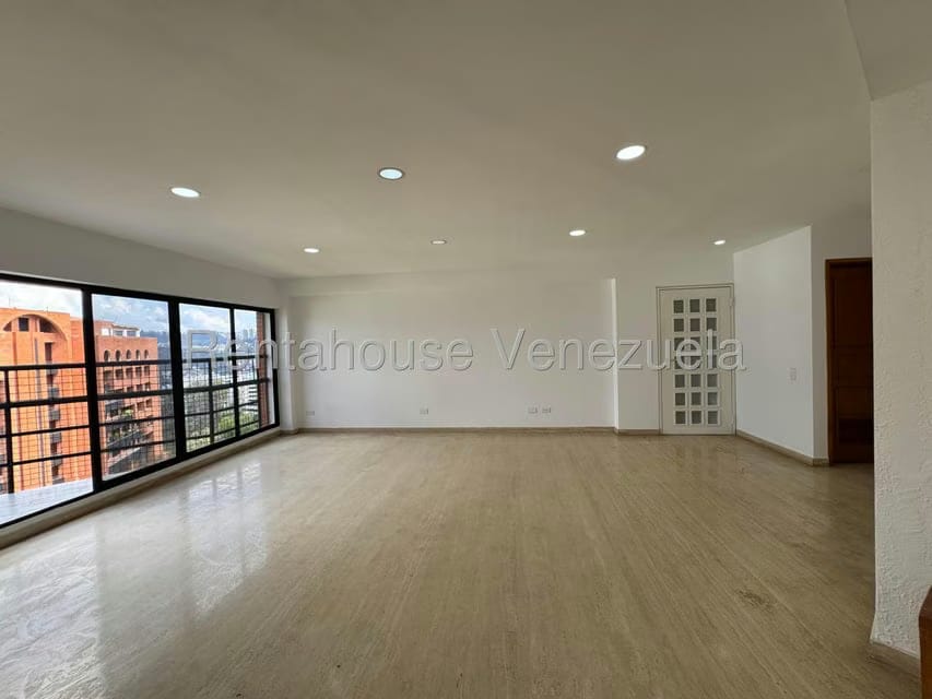 Apartamento (Penthouse) en Venta en Valle Arriba, Distrito Metropolitano - 18