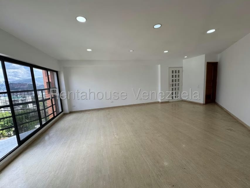 Apartamento (Penthouse) en Venta en Valle Arriba, Distrito Metropolitano - 19