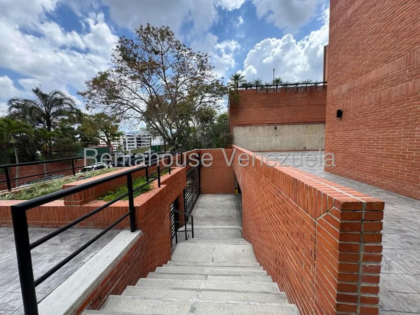 Apartamento (Penthouse) en Venta en Valle Arriba, Distrito Metropolitano - 3