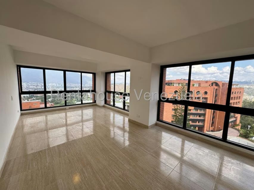 Apartamento (Penthouse) en Venta en Valle Arriba, Distrito Metropolitano - 25