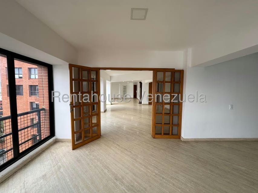 Apartamento (Penthouse) en Venta en Valle Arriba, Distrito Metropolitano - 31