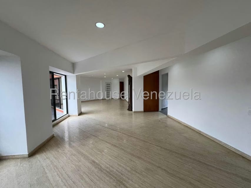 Apartamento (Penthouse) en Venta en Valle Arriba, Distrito Metropolitano - 38