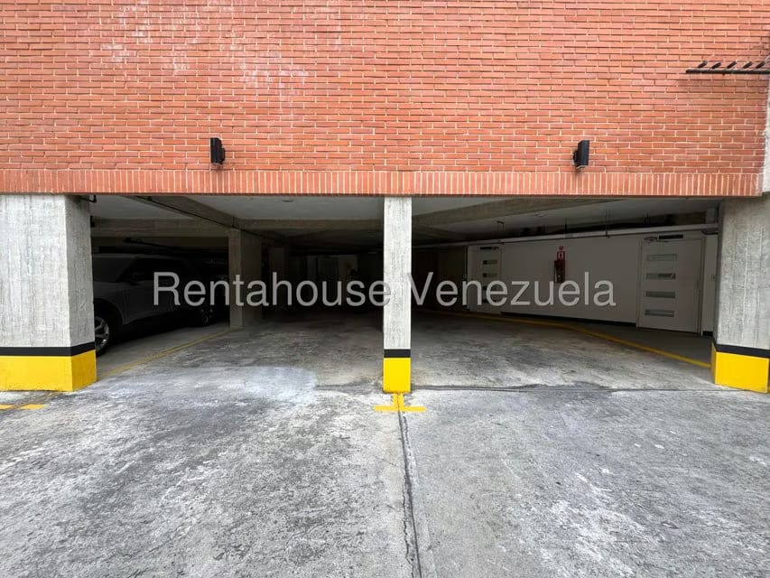 Apartamento (Penthouse) en Venta en Valle Arriba, Distrito Metropolitano - 42