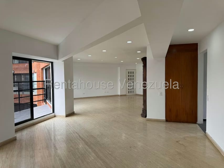 Apartamento (Penthouse) en Venta en Valle Arriba, Distrito Metropolitano - 44