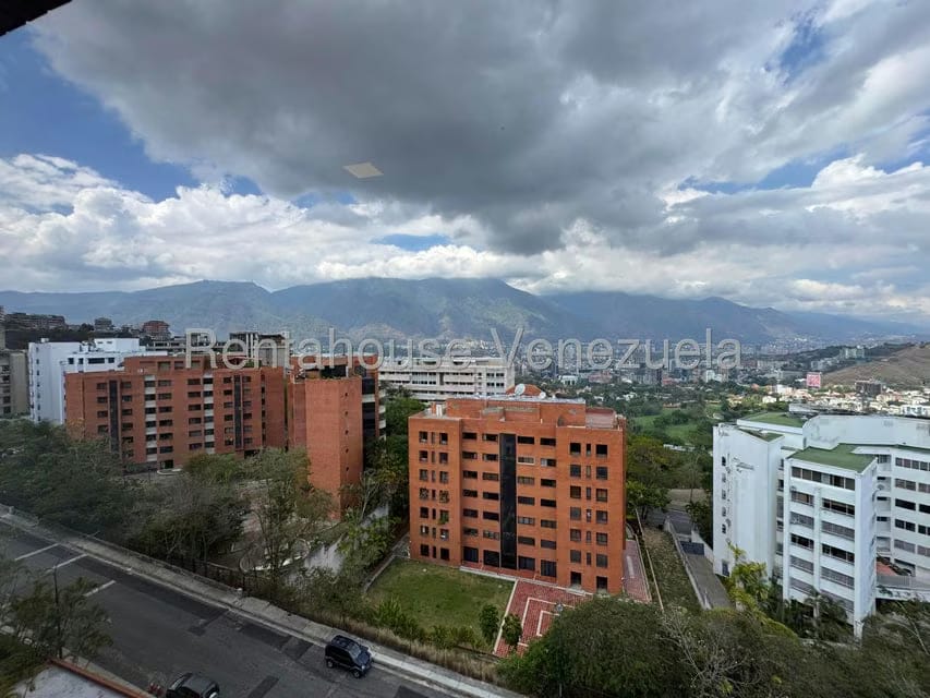 Apartamento (Penthouse) en Venta en Valle Arriba, Distrito Metropolitano - 90