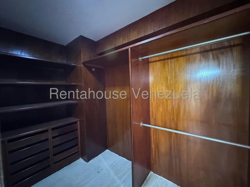Apartamento (Penthouse) en Venta en Valle Arriba, Distrito Metropolitano - 97
