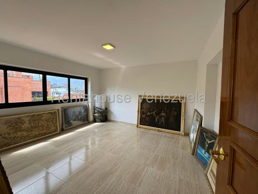 Apartamento (Penthouse) en Venta en Valle Arriba, Distrito Metropolitano - 98