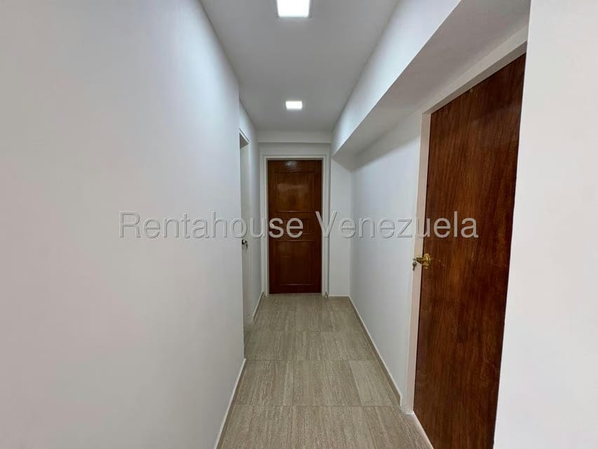 Apartamento (Penthouse) en Venta en Valle Arriba, Distrito Metropolitano - 99