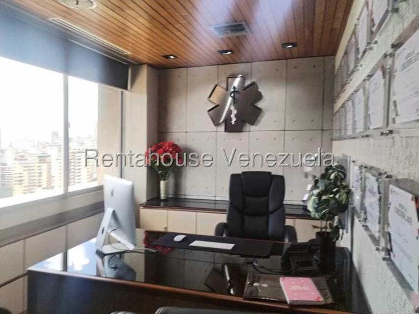 Comercial (Consultorio Medico) en Alquiler en San Bernardino, Distrito Metropolitano