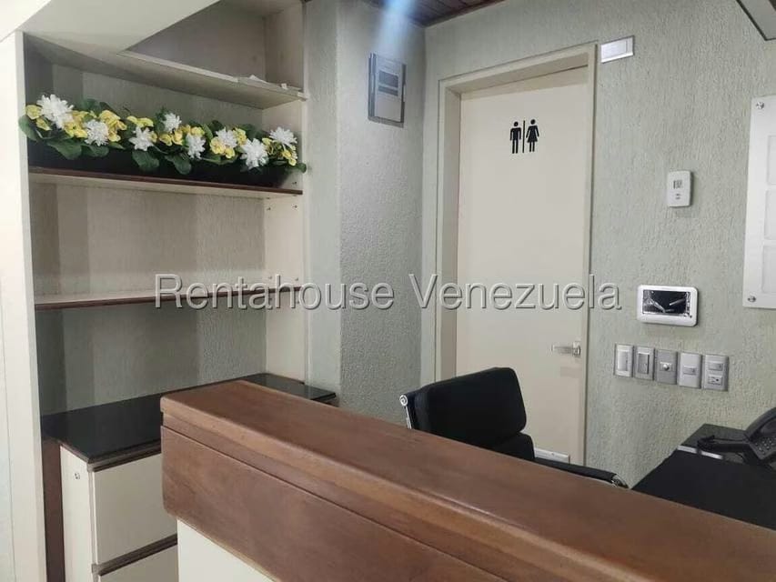 Comercial (Consultorio Medico) en Alquiler en San Bernardino, Distrito Metropolitano - 11