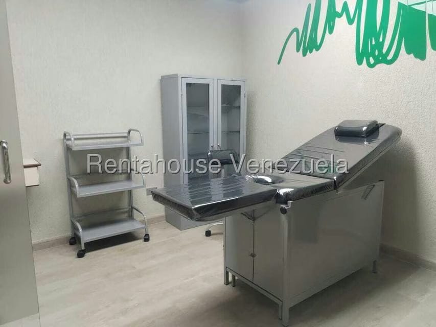 Comercial (Consultorio Medico) en Alquiler en San Bernardino, Distrito Metropolitano - 12