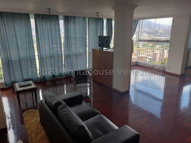 APARTAMENTO EN VENTA – ELENA MARIN NOBREGA