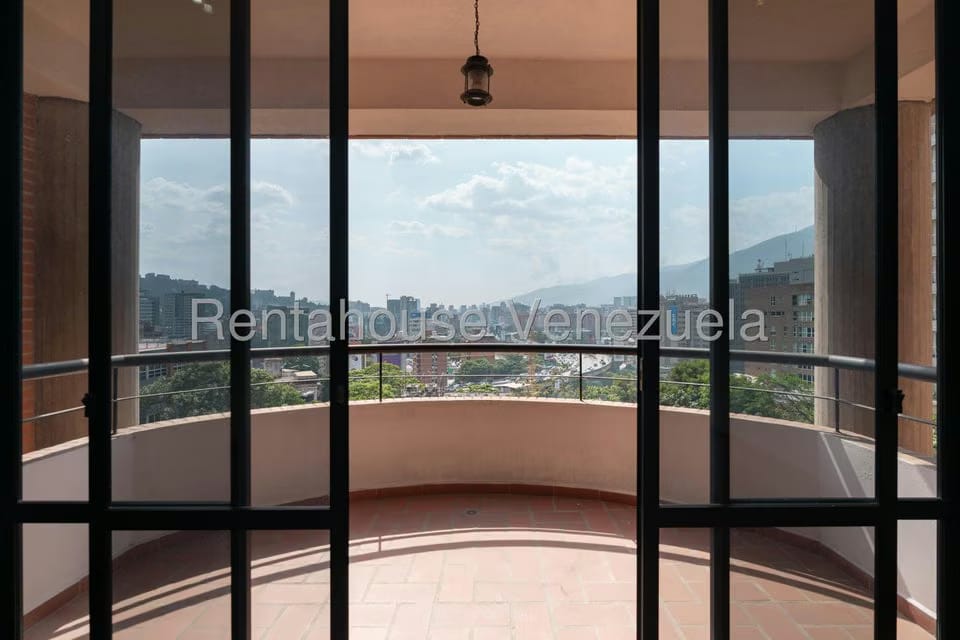 Apartamento (1 Nivel) en Venta en Lomas de Las Mercedes, Distrito Metropolitano - 31